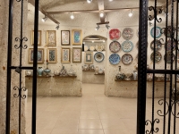 Showrooms and show pieces, Ömürlü Seramik, Avanos.