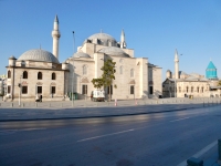 The 16th-century Selimiye Mosque and the adjacent Mevlâna Museum and tomb of Rumi, Konya.