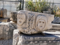 Theater masks, Myra