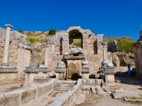 The big fountain, Perge.